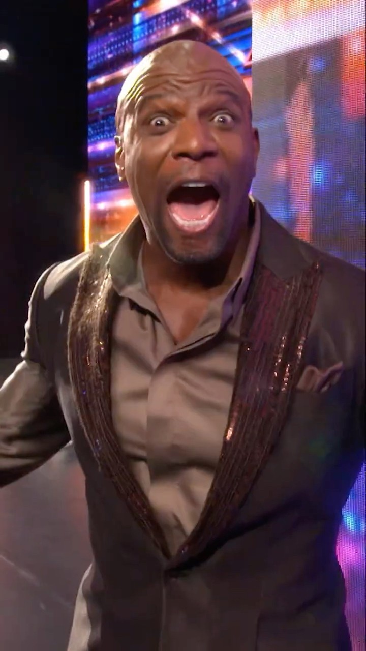 They got the Golden Buzzer! ✨